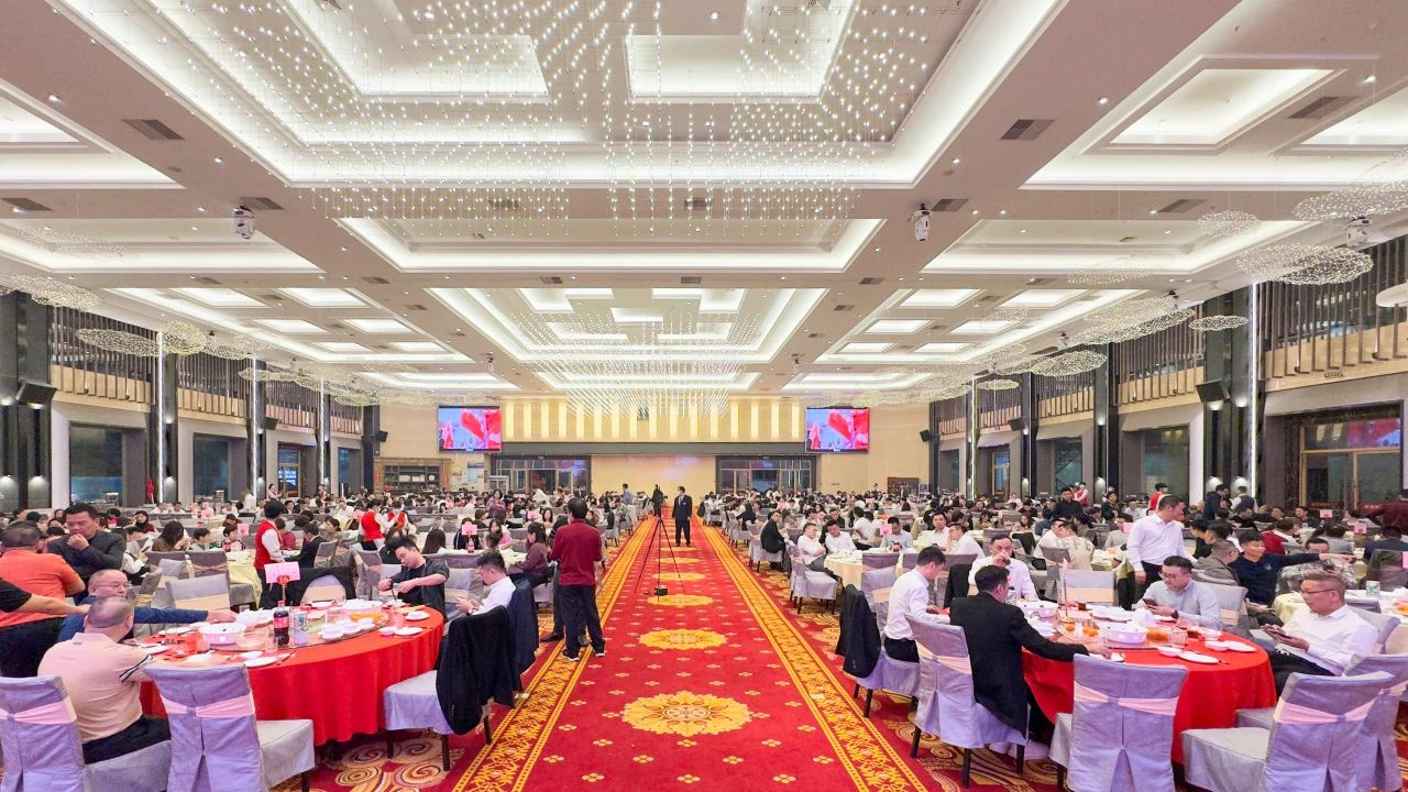 拓路前行·領跑未來 | 集團2023年度總結會暨2024迎新晚會圓滿結束！(圖14)